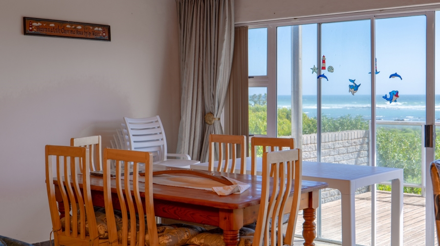 5 Bedroom Property for Sale in Suiderstrand Western Cape